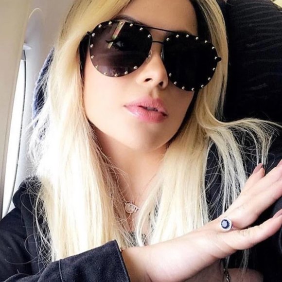 Edgy Rivet Studded Black Aviator Sunglasses Oversized Rimless Pilot Sunglasses - Picture 3 of 7